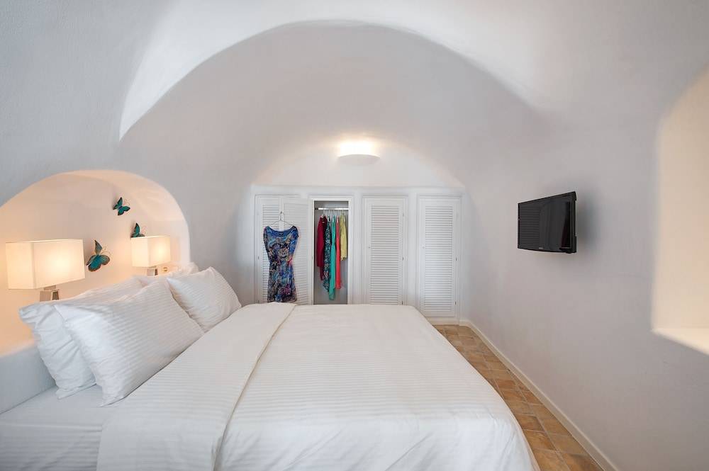 Ananda Suites 2