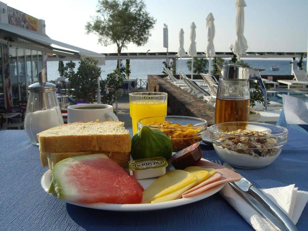 Poseidon Beach Hotel 2