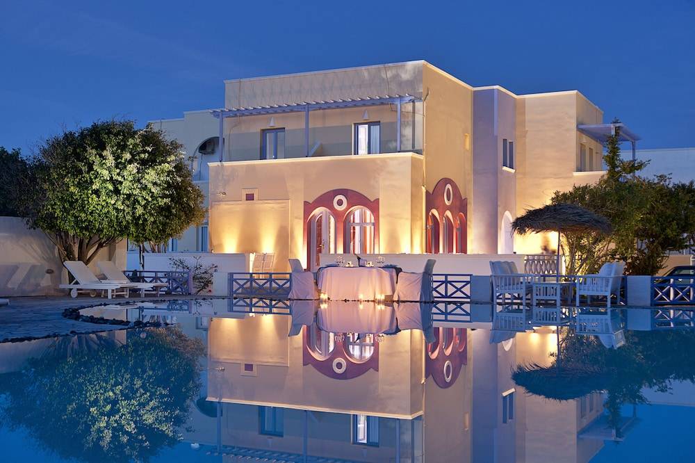 Acqua Vatos Santorini Hotel 1