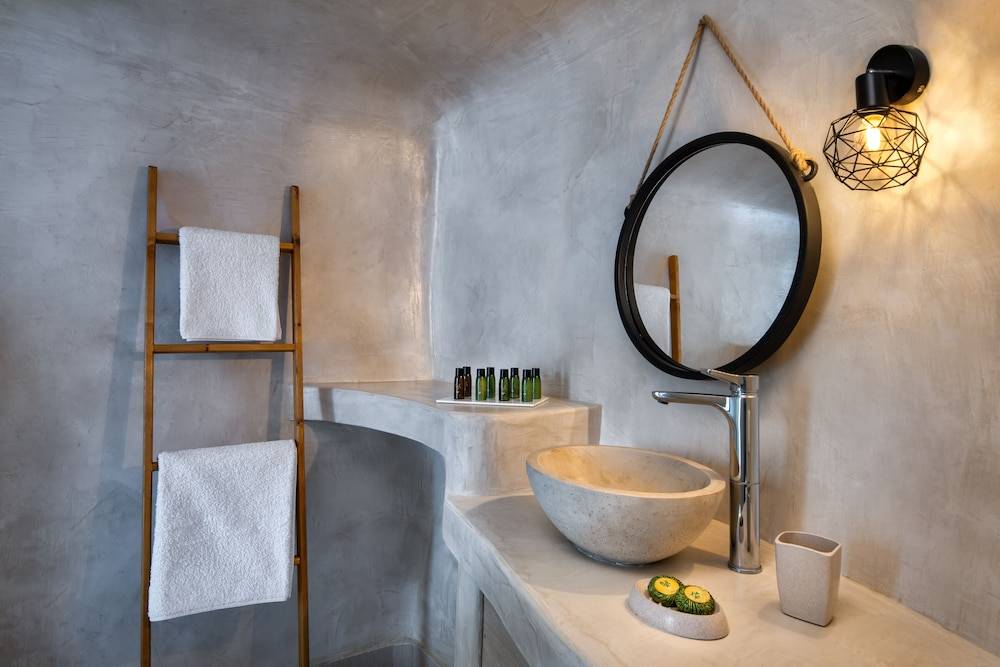 Aegean Mist Luxury Suites 1