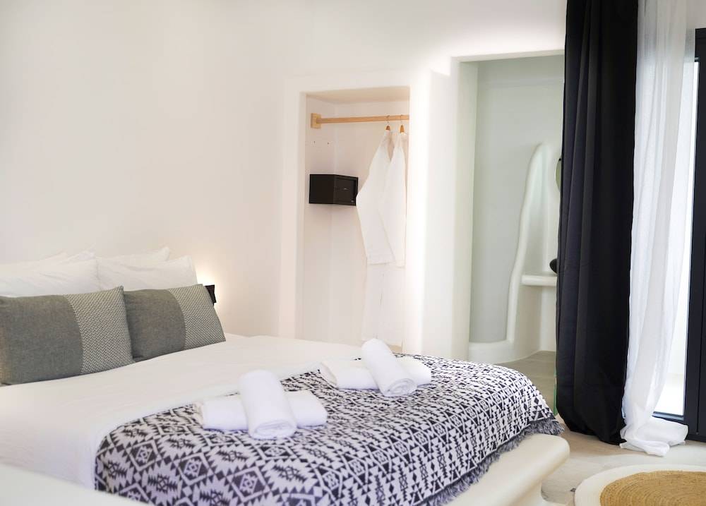 King's Suites 1