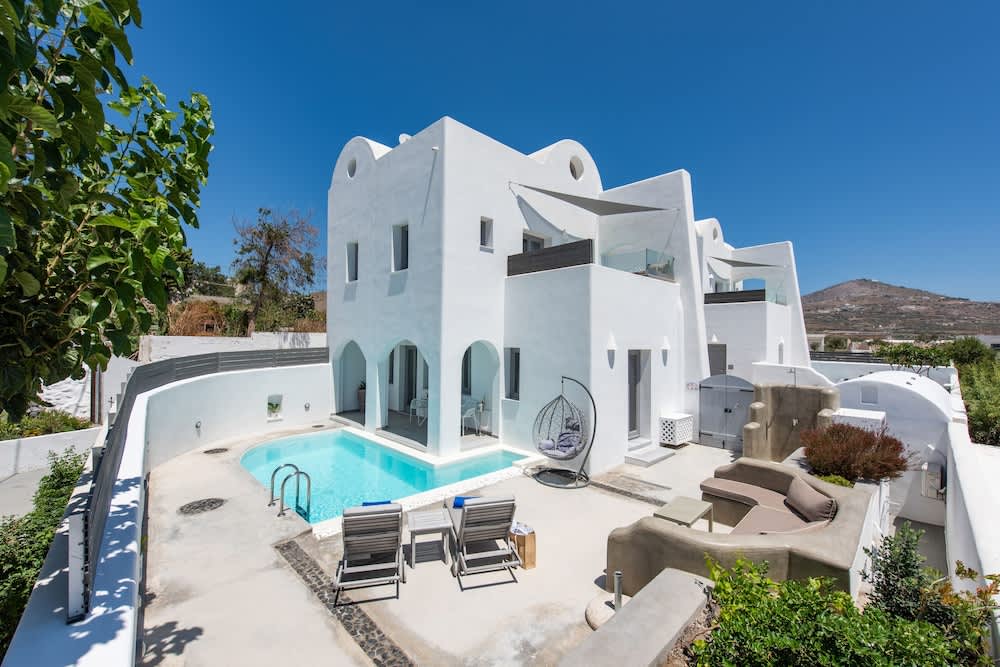 White Harmony Suites 1