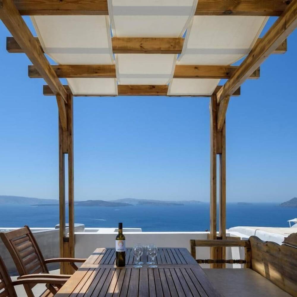Ianthe Apartments & Villa 1