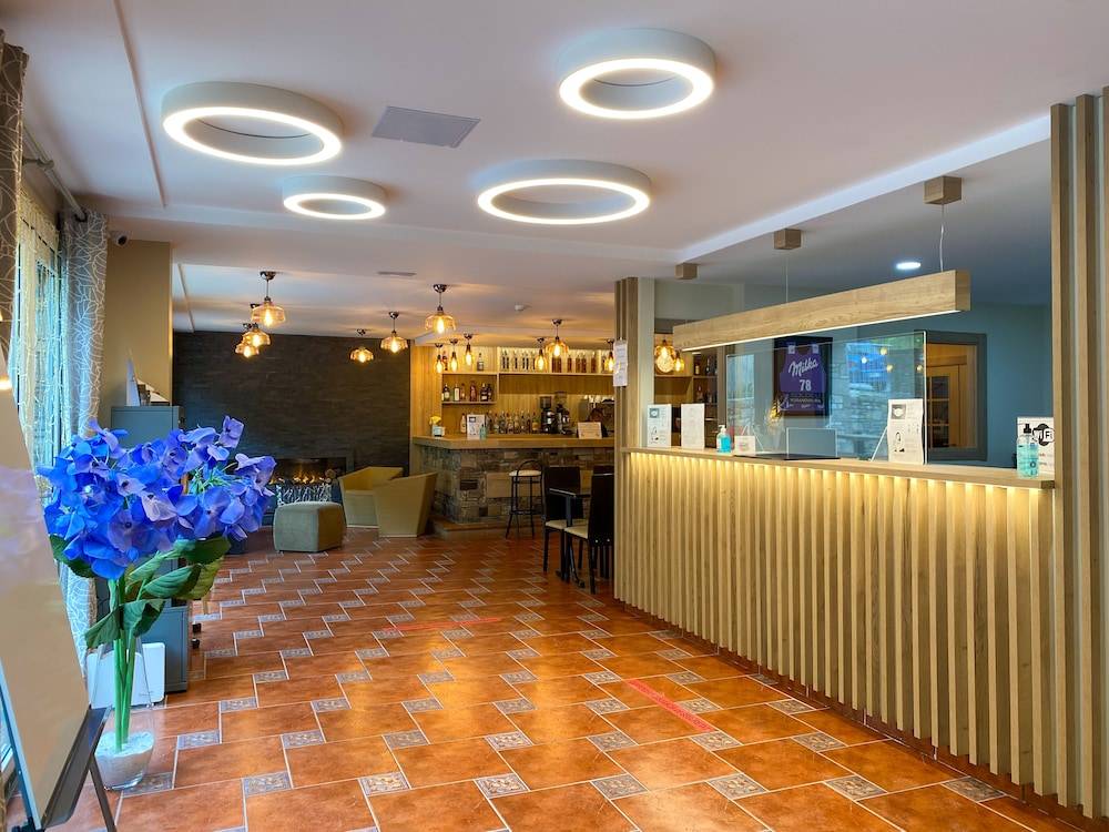Somriu Hotel Vall Ski 2