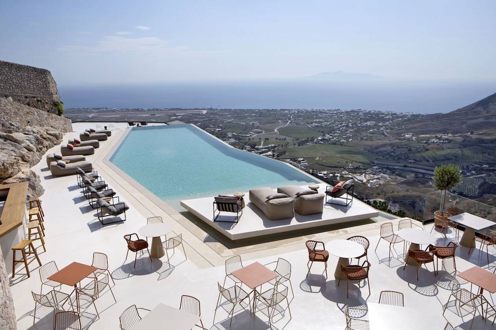 Elessa Hotel 1