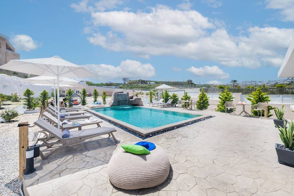 Santoterra Antigua Suites 1