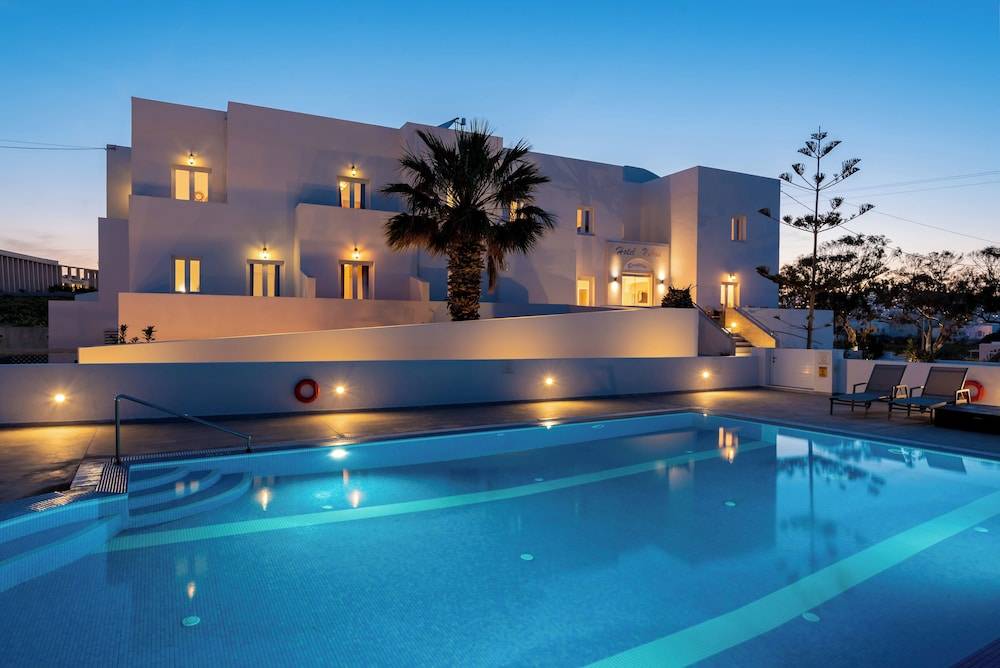 Nikos Hotel 1