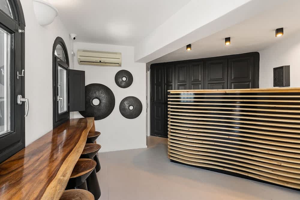 Mill Houses New Elegant Suites by Mr and Mrs White 2