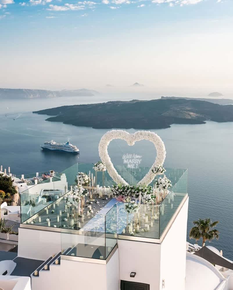Chic Hotel Santorini 1