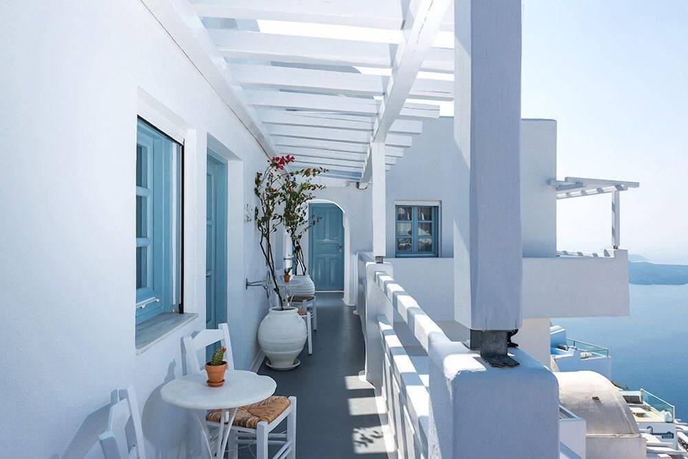Helestia Hotel, Caldera Santorini 1