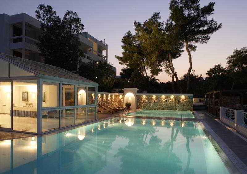 Cape Kanapitsa Hotel & Suites 1