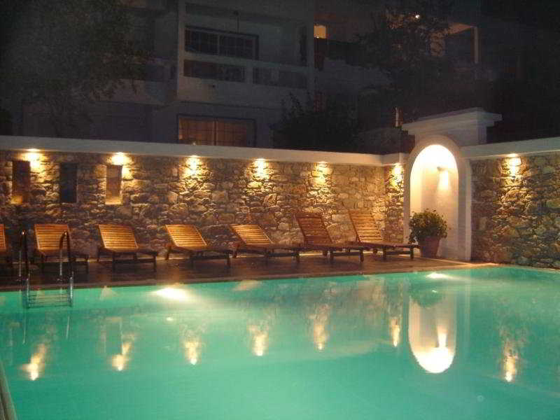 Cape Kanapitsa Hotel & Suites 2