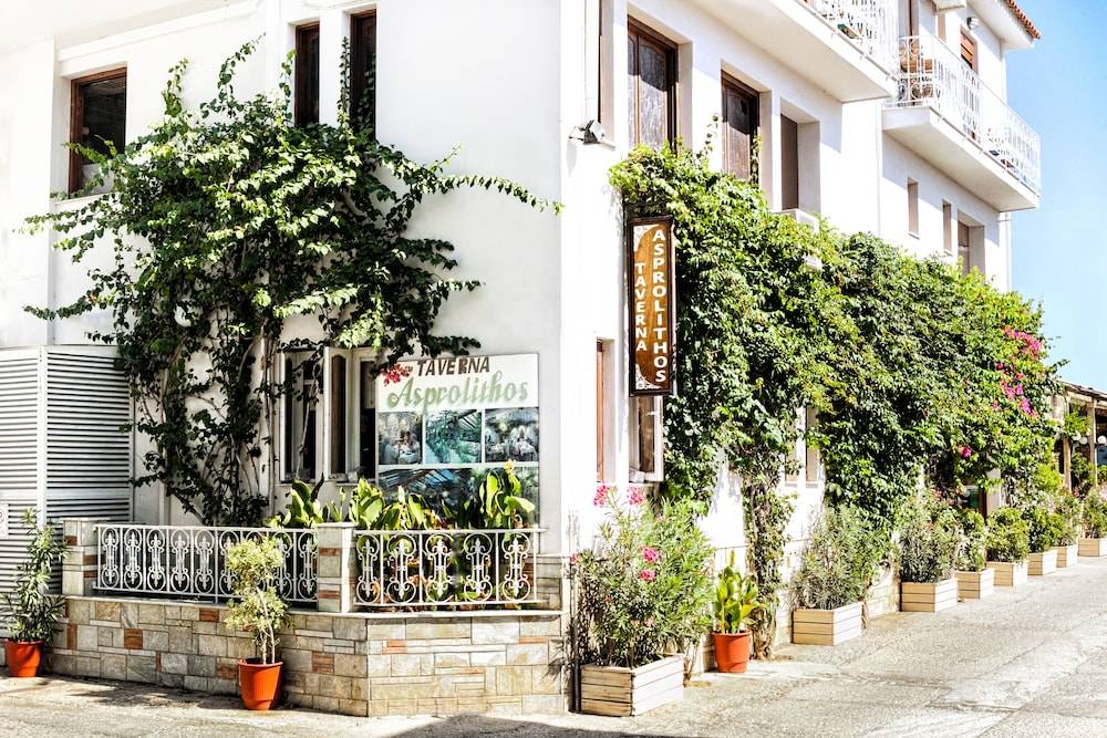 Asprolithos Studios 1