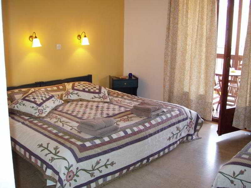 Mouria Hotel 1