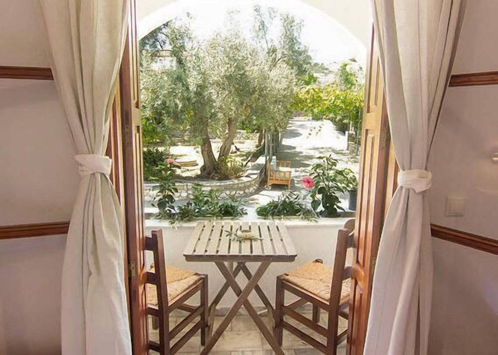 Naftilos Skiathos 1