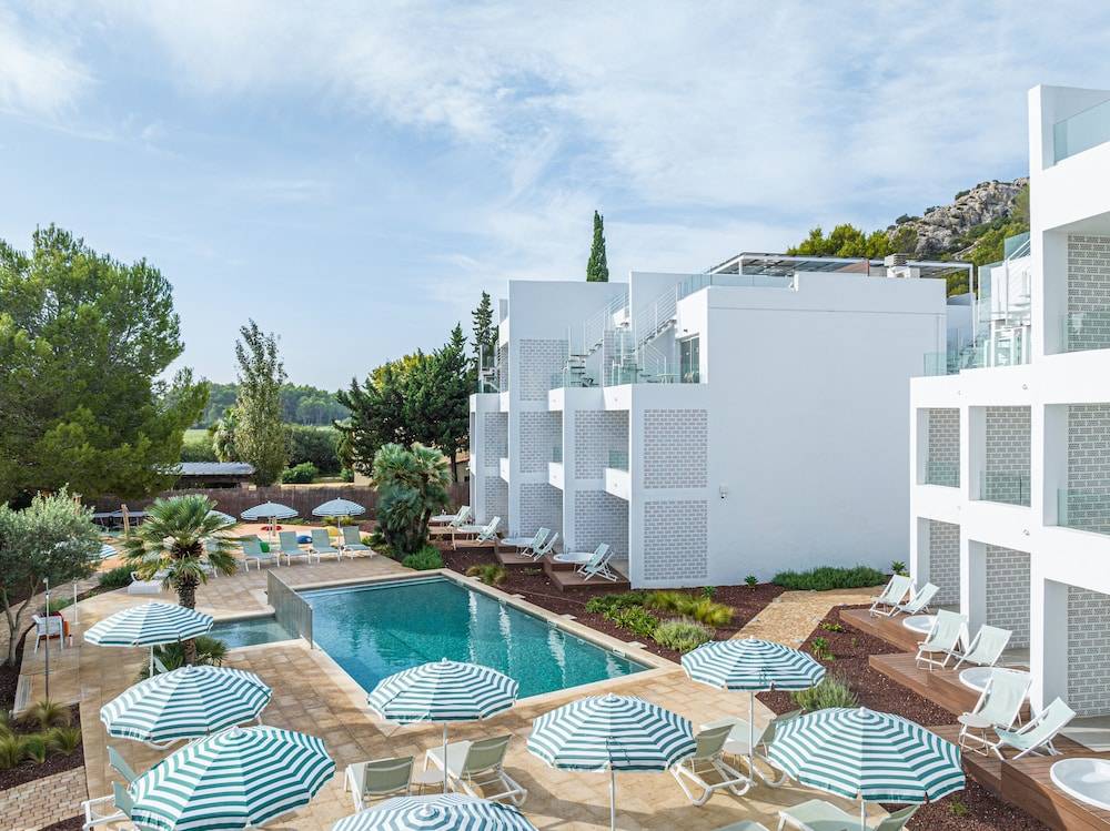 Cabot Las Velas Apartments 1