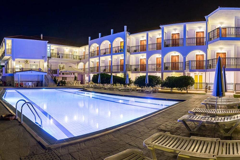 Eleana Hotel by GHH 1