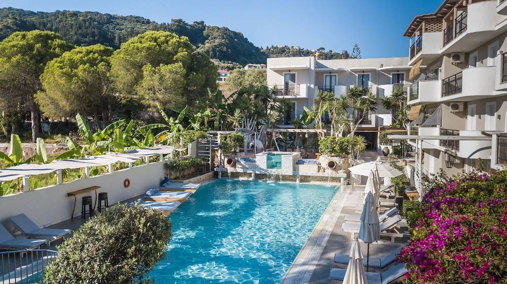 Iniohos Zante Hotel & Suites 1