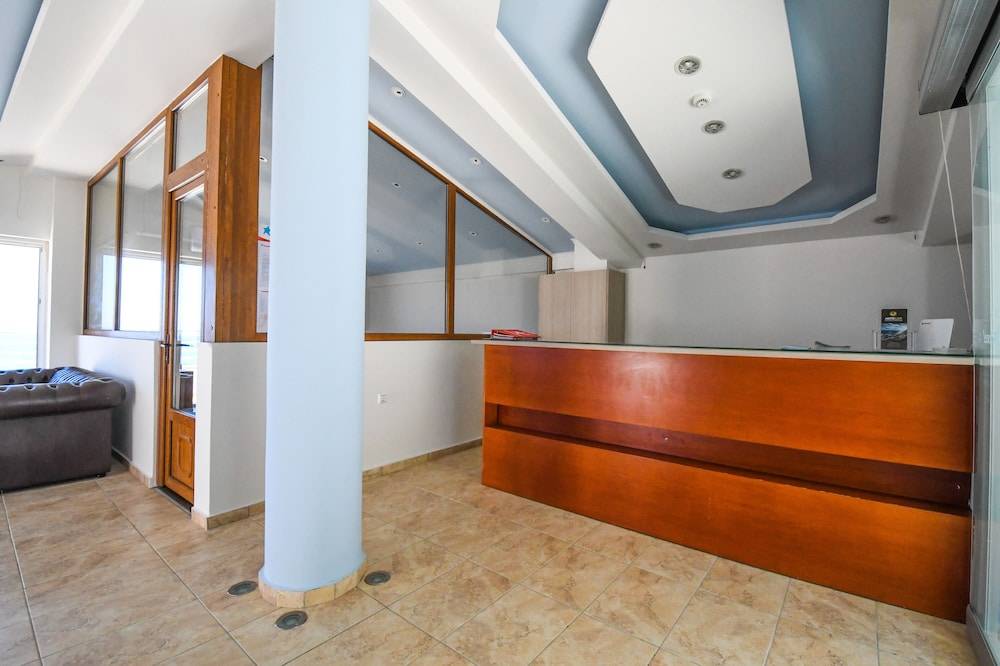 Nefeli Beach - living by the sea 2