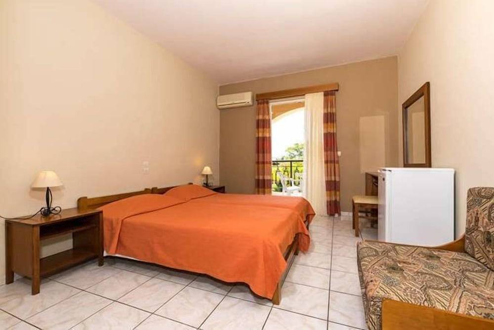 Daniel Hotel 2