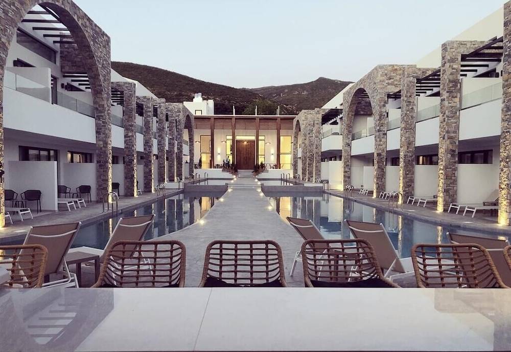 Cavo di Suites 1
