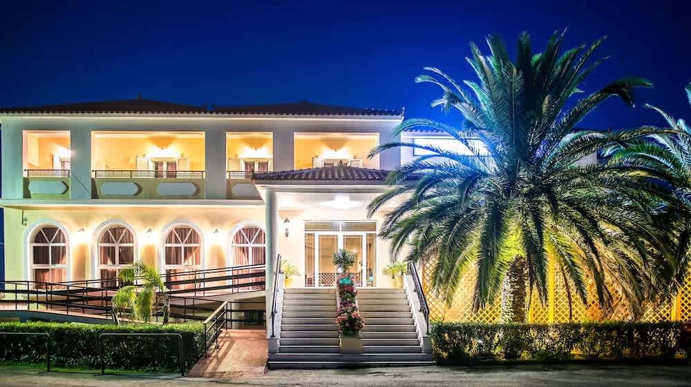 California Beach Hotel - Adults Only 1