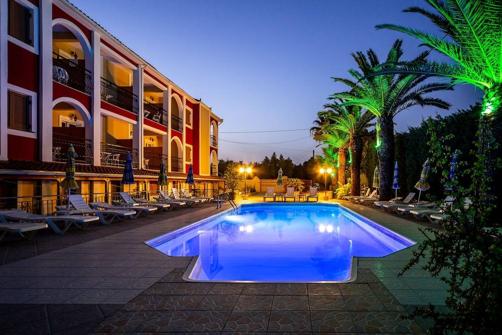Rose Club Apartments 1