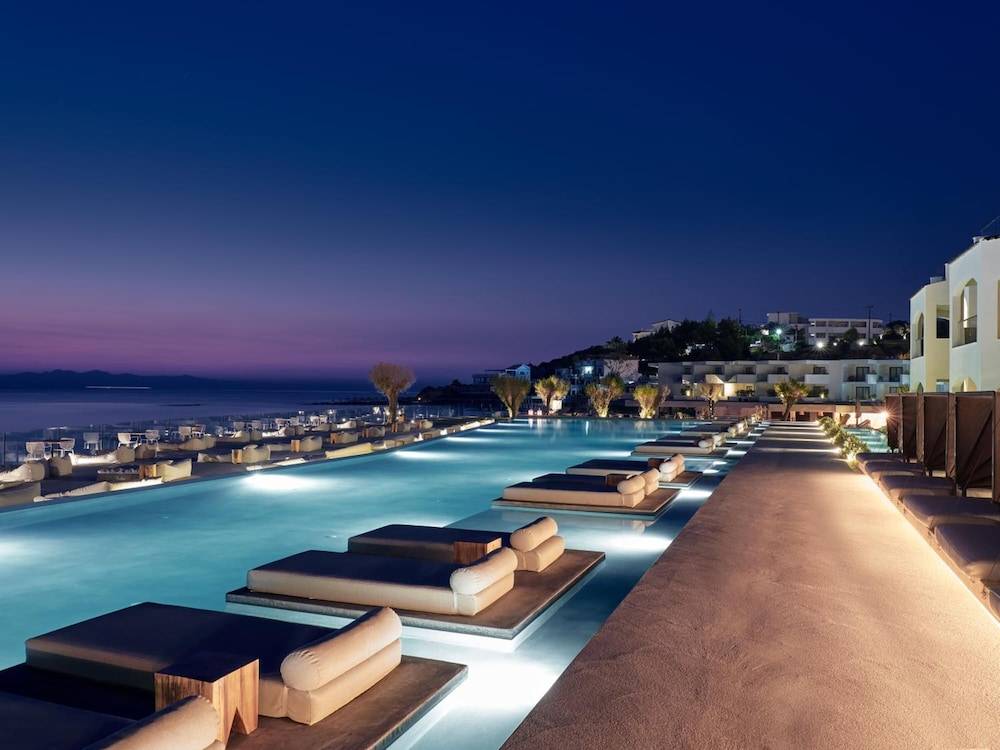 Caravel Suites - Adults Only 1