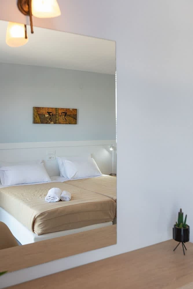 Armonia Hotel by Zante Plaza 1