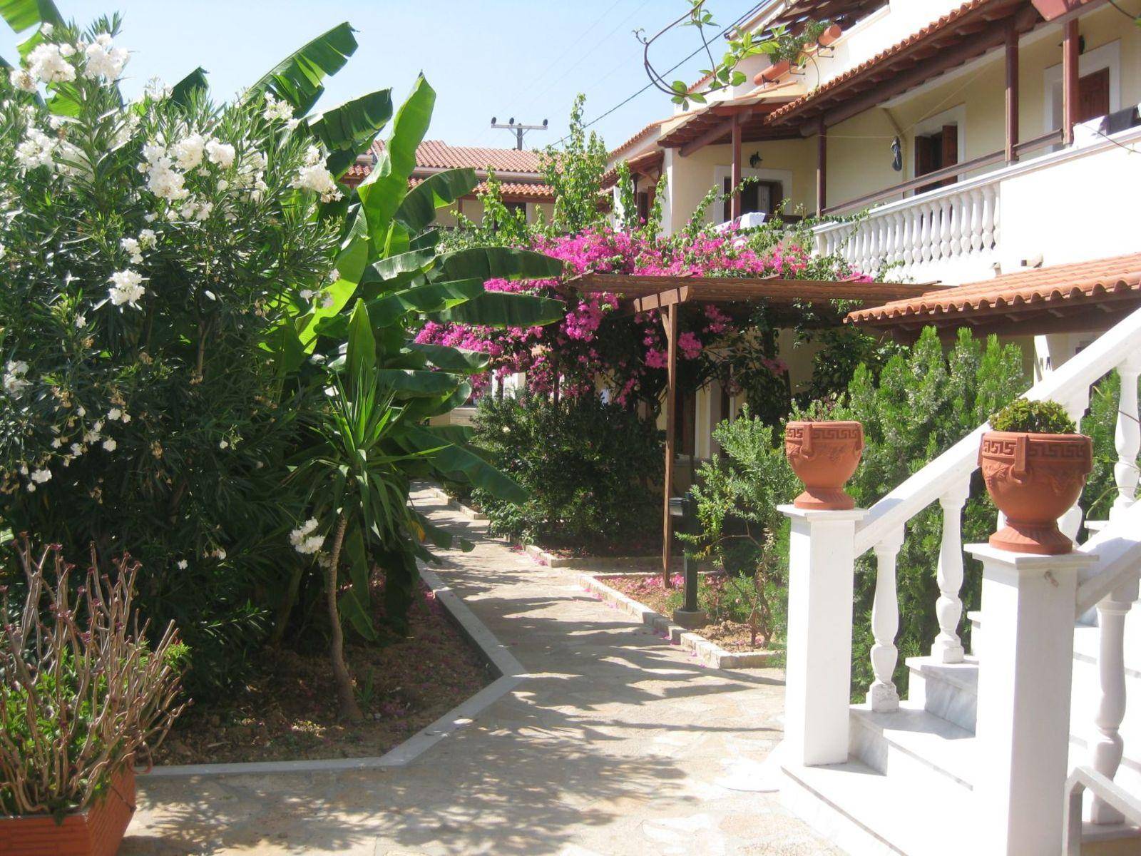 Hotel Athena 2