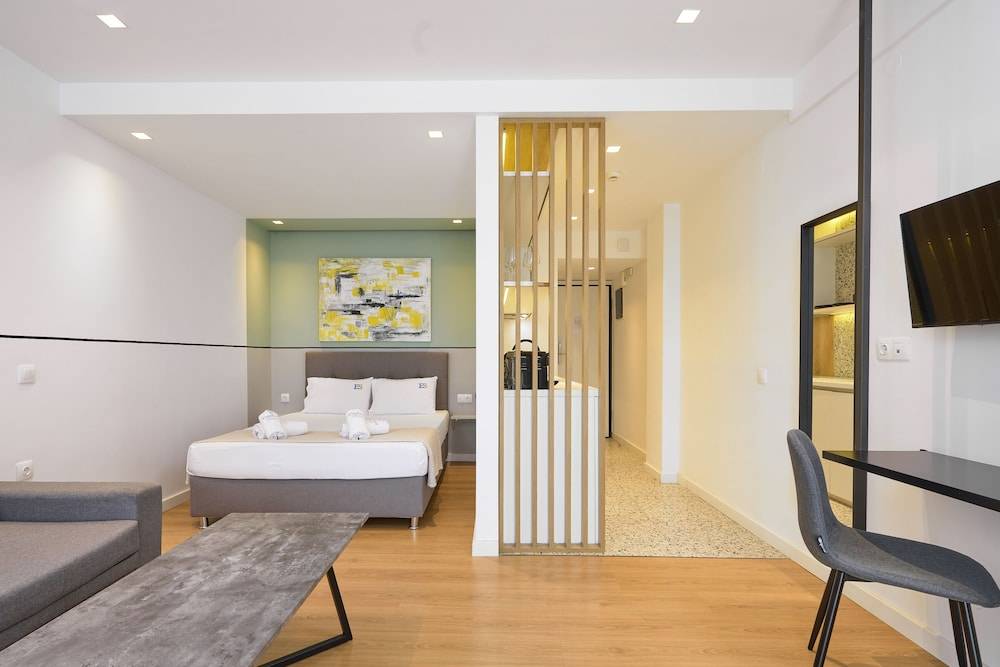 Elephant Suites 1