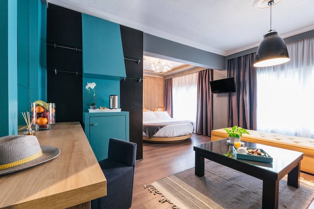Ladadika Design, Philian Hotels and Resorts 1