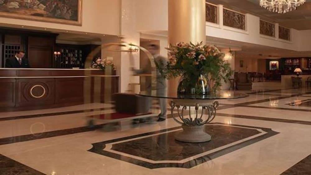 Grand Hotel Palace 2