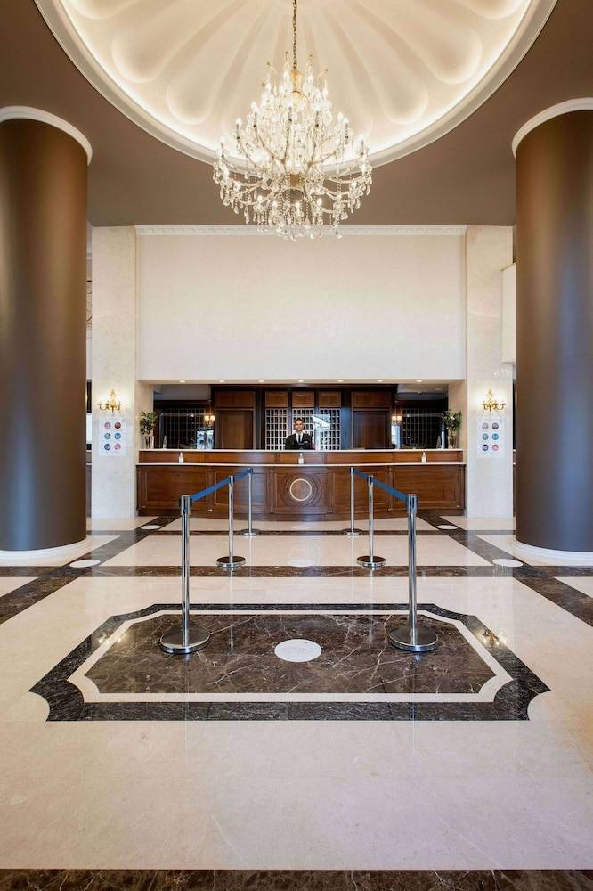 Grand Hotel Palace 1