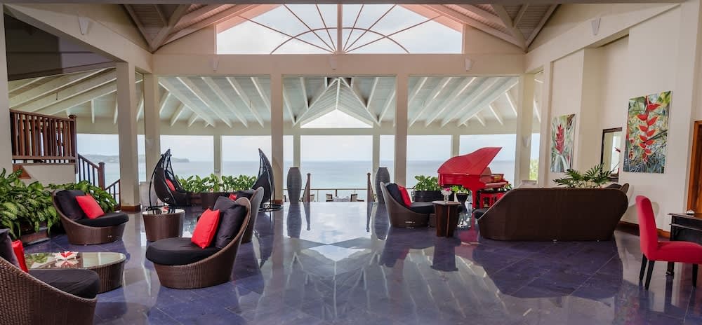 Calabash Cove Resort And Spa - Adults Only 2