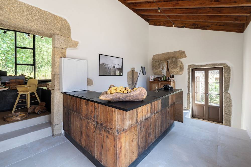 CasaNova Farmhouse 2