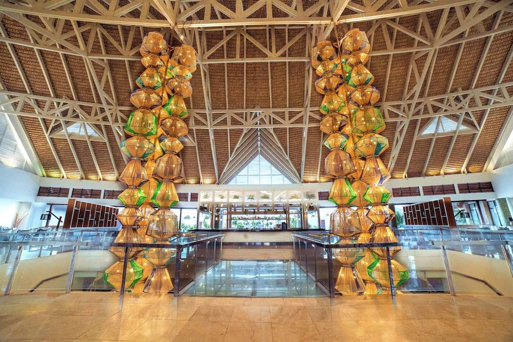 Royalton Punta Cana, An Autograph Collection All-Inclusive Resort & Casino 2