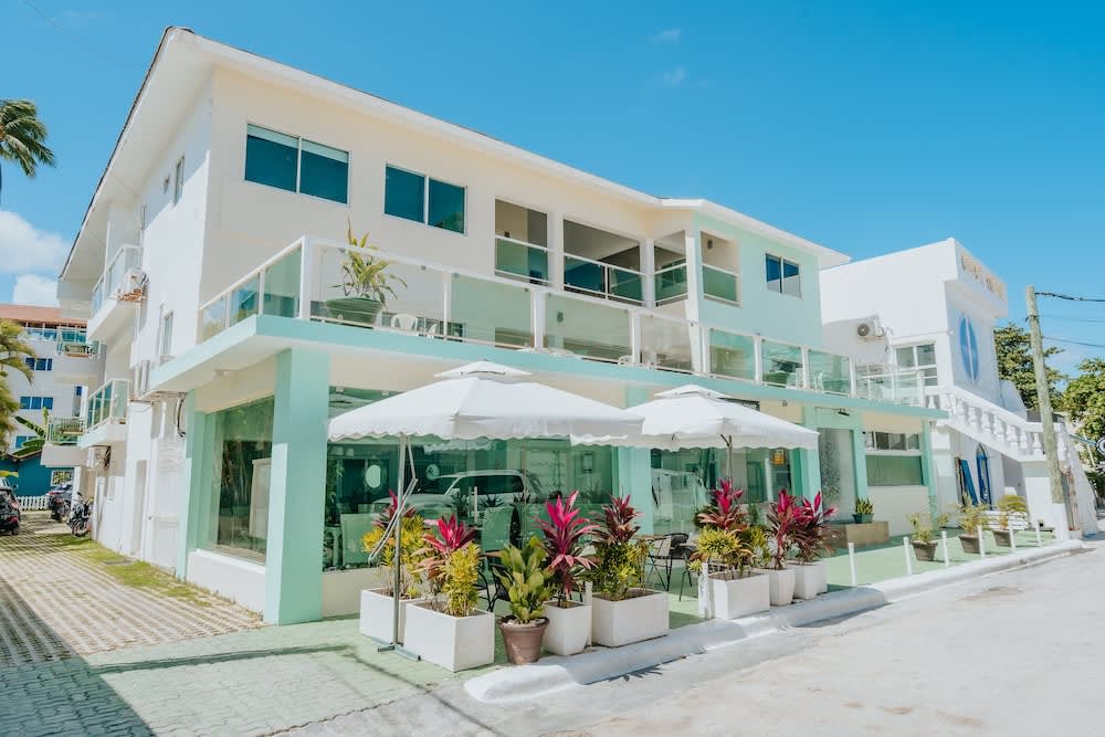 Hotel Checkin El Cortecito Beach 1