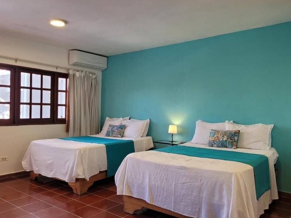 CALYPSO BEACH HOTEL 2
