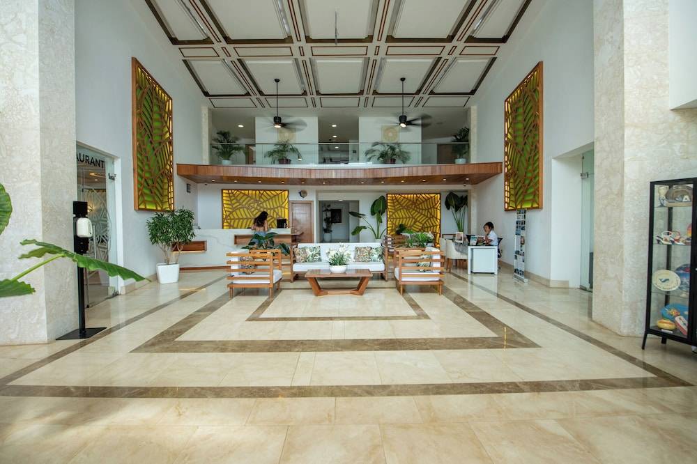 Hacienda Samana Bay Hotel 2