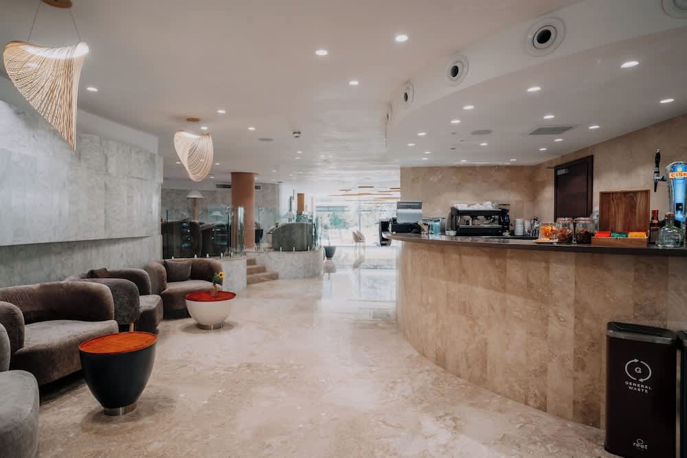 Reef Hotel & Spa 2