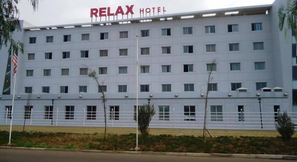 Relax Hotel Airport Nouasseur 1