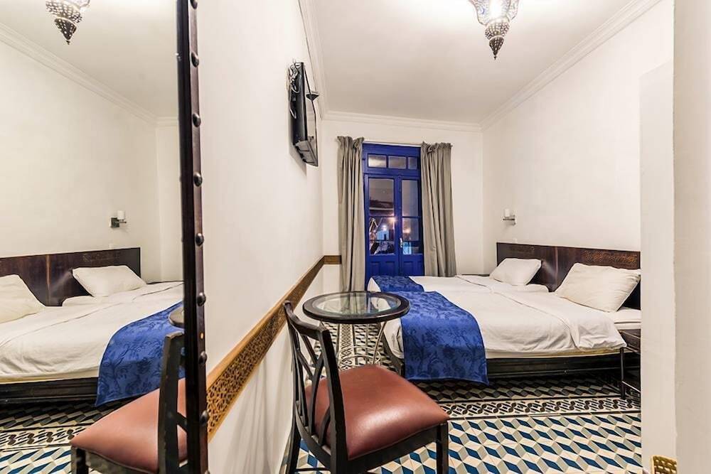 Hôtel Central 1