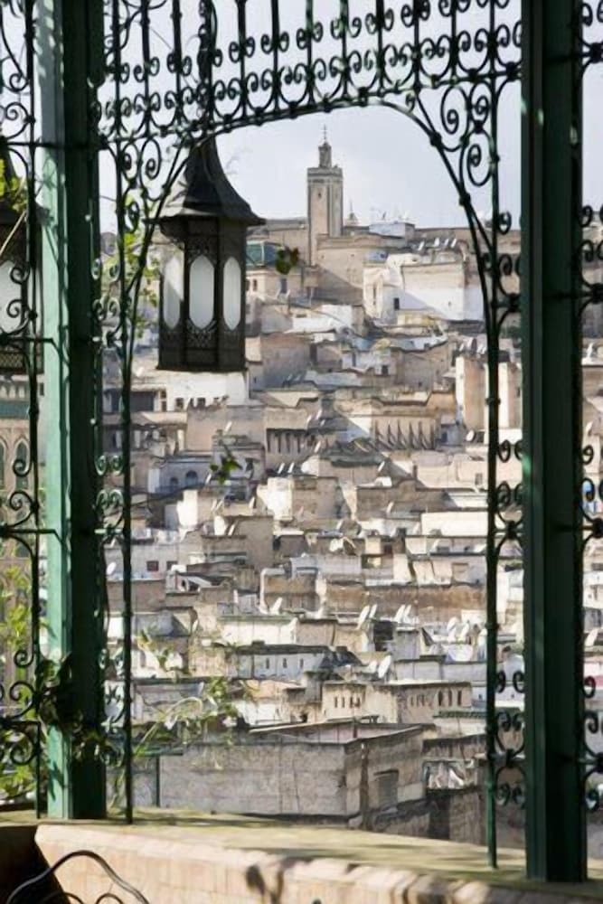 Dar Tazi - Medina View 1