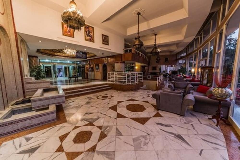 Menzeh Zalagh City Center 2