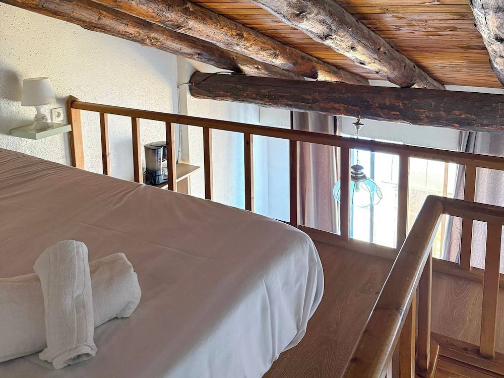 APARTAMENTOS VAQUERS MIKKA 3000 2