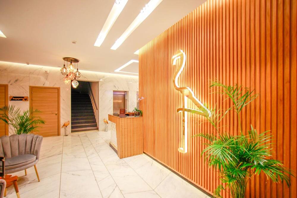Flamant Rose Appart Hotel 2