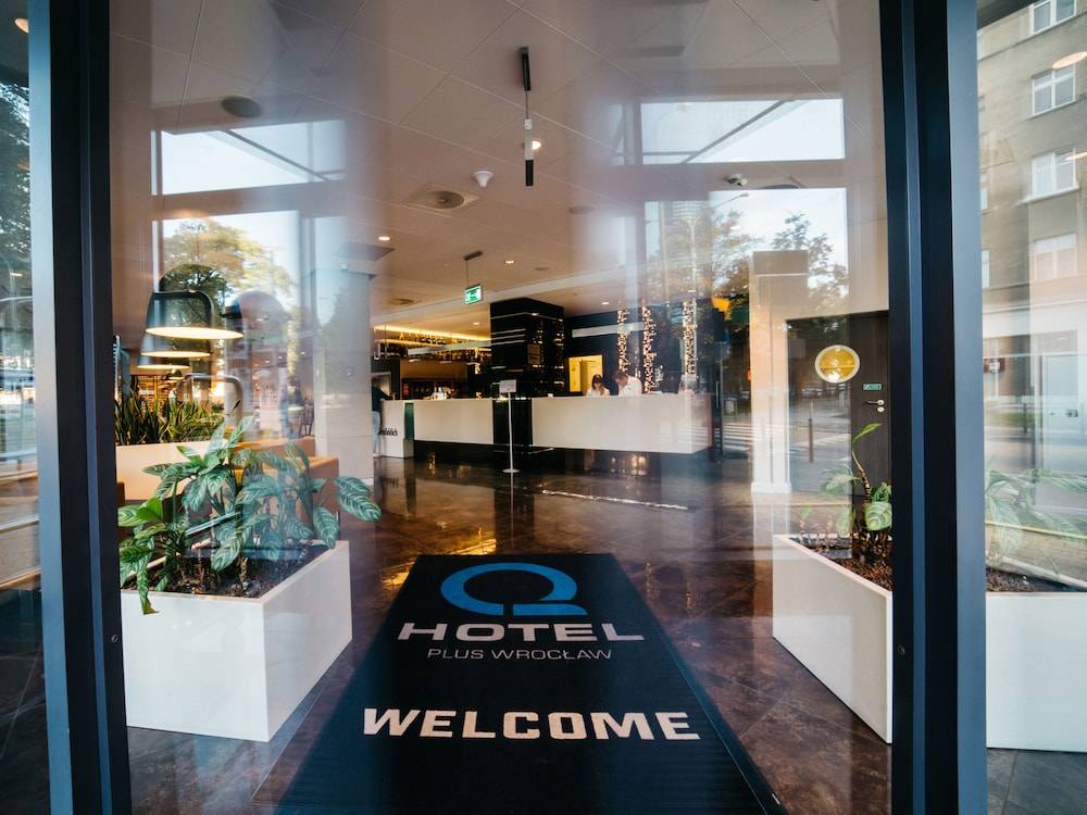 Q Hotel Plus Wrocław 2