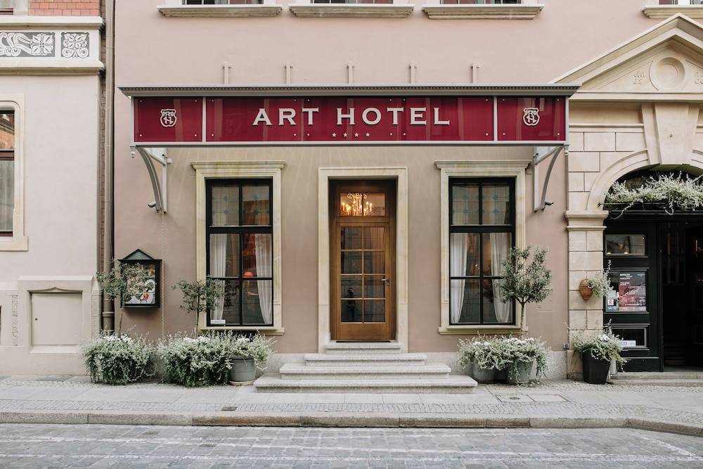Art Hotel 1
