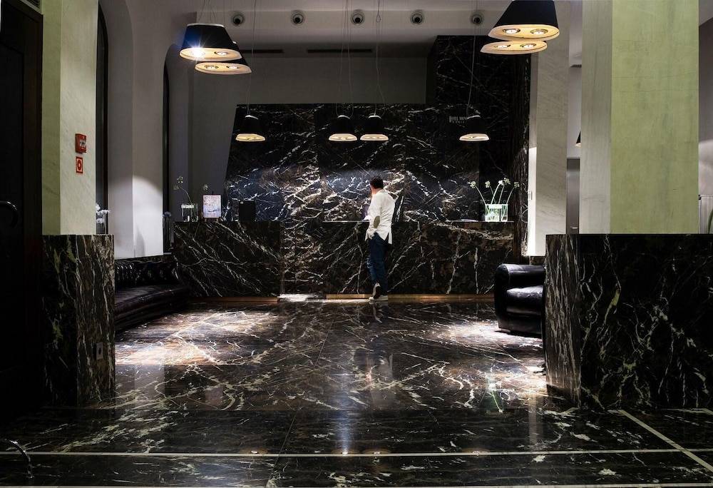 Hotel Monopol 2